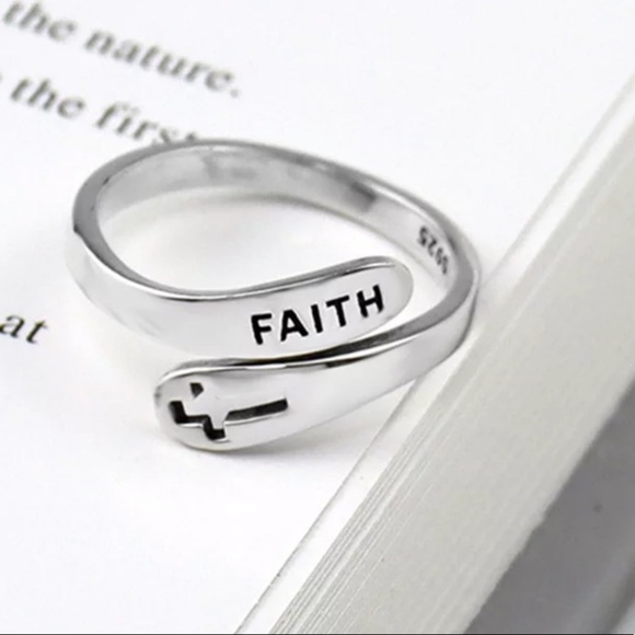 New 925 Sterling Silver Cross Faith Ring Adjustable - Picture 2 of 5
